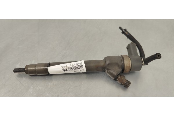 Recambio de inyector para hyundai getz (tb) referencia OEM IAM 0445110256  
