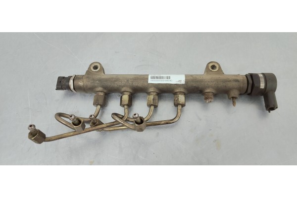 Recambio de rampa inyectora para hyundai getz (tb) referencia OEM IAM 0445214088  