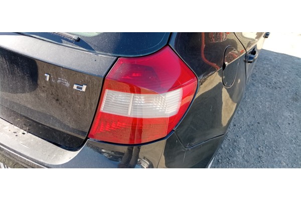 Recambio de piloto trasero derecho para bmw serie 1 berlina (e81/e87) 118d referencia OEM IAM   