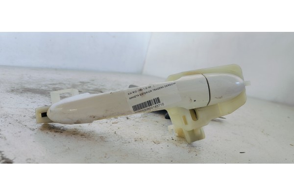 Recambio de maneta exterior trasera derecha para kia rio (yb) 1.2i 85 referencia OEM IAM   