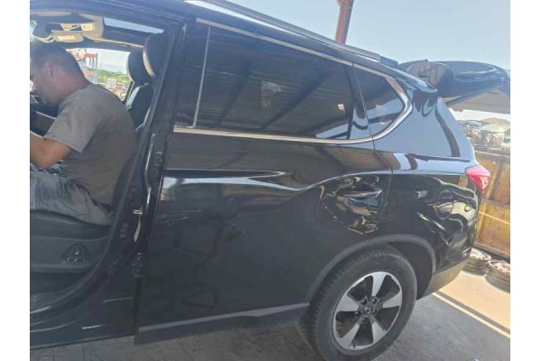 Recambio de puerta trasera izquierda para ssangyong rexton 2.2 xdi 180 fap referencia OEM IAM   