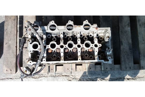 Recambio de culata para citroen c5 berlina collection referencia OEM IAM 9634559710  