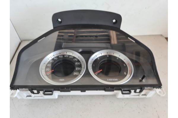 Recambio de cuadro instrumentos para volvo v70 familiar summum referencia OEM IAM 0713576 31327582AA 