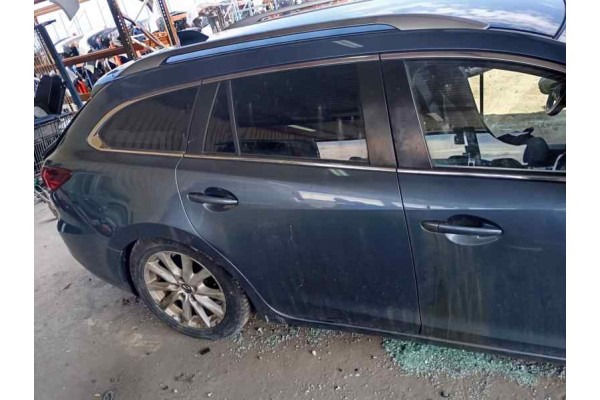 Recambio de puerta trasera derecha para mazda 6 kombi ()(.2012) 2.0i 145 referencia OEM IAM   