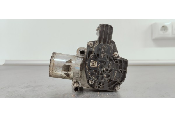 Recambio de valvula egr para kia sportage referencia OEM IAM 284102U000  