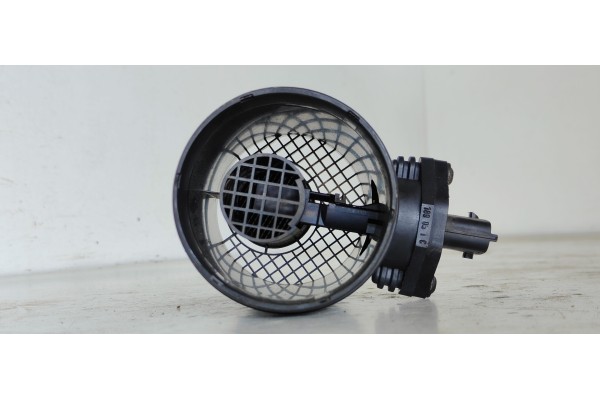 Recambio de caudalimetro para opel vectra c berlina club referencia OEM IAM 0281002479  