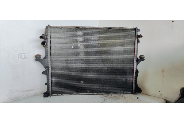 Recambio de radiador agua para volkswagen touareg (7la) tdi r5 referencia OEM IAM 7L6121253C  