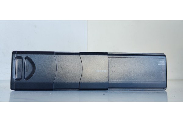 Recambio de sistema audio / radio cd para land rover range rover (lm) v8 se referencia OEM IAM 65126913389  