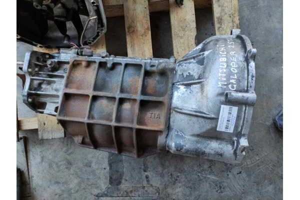 Recambio de caja cambios para mitsubishi galloper (hyundai) 2.5 turbodiesel referencia OEM IAM 39180829  