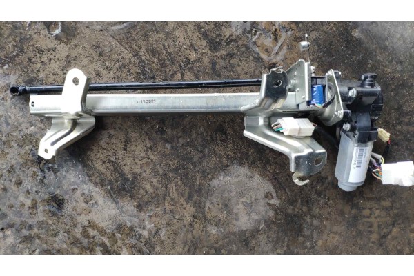 Recambio de soporte motor para subaru forester 2.0 diesel cat referencia OEM IAM 8301001090  