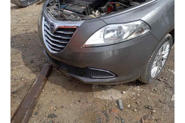 Recambio de paragolpes delantero para lancia ypsilon (402) 1.2 i 70 referencia OEM IAM   