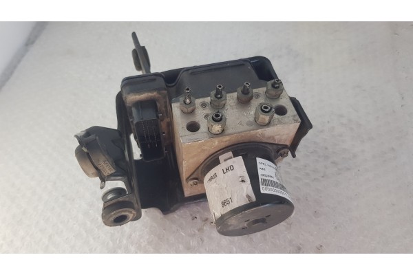 Recambio de abs para opel insignia sports tourer 2.0 cdti 130 fap referencia OEM IAM 13328651  