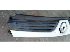 Recambio de rejilla delantera para renault master ii phase 2 combi 1.9 diesel referencia OEM IAM   