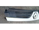 Recambio de rejilla delantera para renault master ii phase 2 combi 1.9 diesel referencia OEM IAM   