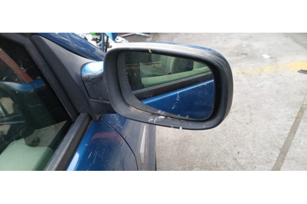 Recambio de retrovisor derecho para renault scenic ii 1.5 dci diesel referencia OEM IAM   