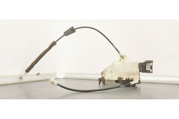 Recambio de cerradura puerta delantera derecha para peugeot 3008 1.6 hdi 110 fap referencia OEM IAM 825154  