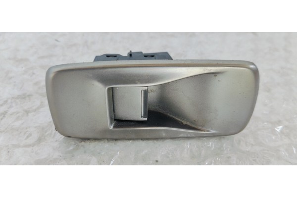 Recambio de mando elevalunas trasero izquierdo para jaguar xf 3.0 i referencia OEM IAM 8X2314717AB  