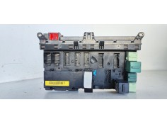 CAJA RELES / FUSIBLES 8380409 