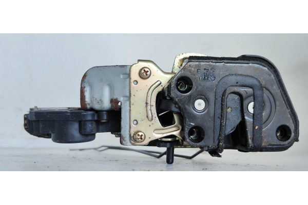 Recambio de cerradura puerta trasera izquierda para hyundai santa fe (sm) 2.4 gls 4x4 referencia OEM IAM   