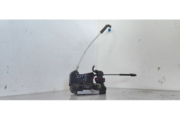 Recambio de cerradura puerta delantera izquierda para opel zafira a elegance referencia OEM IAM 24444015  