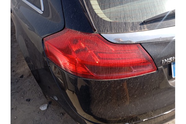 Recambio de piloto trasero izquierdo para opel insignia sports tourer cosmo 4x4 referencia OEM IAM   