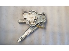 ELEVALUNAS TRASERO DERECHO 