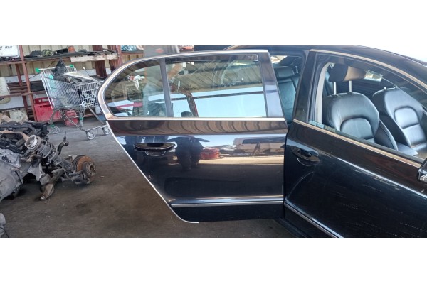Recambio de puerta trasera derecha para skoda superb combi (3t5) active referencia OEM IAM   