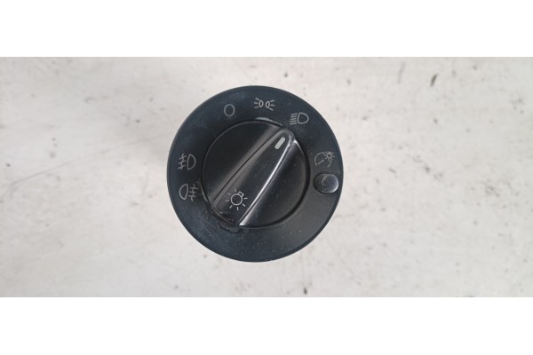 Recambio de mando luces para skoda octavia berlina (1u2) 1.9 tdi referencia OEM IAM 3B0941531AB1AK 30689 