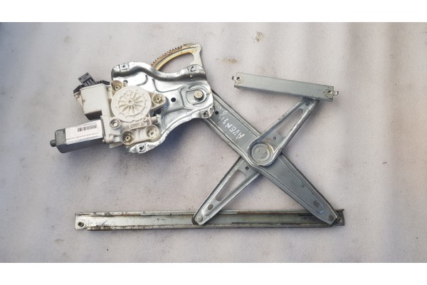 Recambio de elevalunas delantero izquierdo para toyota avensis berlina (t25) 2.0 d4d 115 referencia OEM IAM   