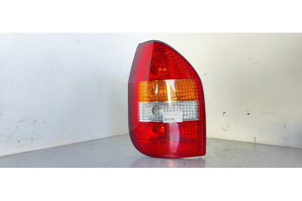 Recambio de piloto trasero izquierdo para opel zafira a elegance referencia OEM IAM   