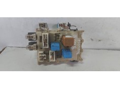 Recambio de caja reles / fusibles para nissan primera berlina (p12) 2.0 16v cat referencia OEM IAM 24350AV700  