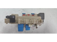 Recambio de caja reles / fusibles para nissan primera berlina (p12) 2.0 16v cat referencia OEM IAM 24350AV700  