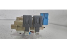 Recambio de caja reles / fusibles para nissan primera berlina (p12) 2.0 16v cat referencia OEM IAM 24350AV700  