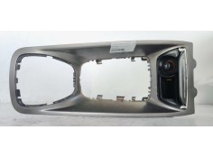 Recambio de moldura para citroen c5 berlina millenium referencia OEM IAM 9682457777  