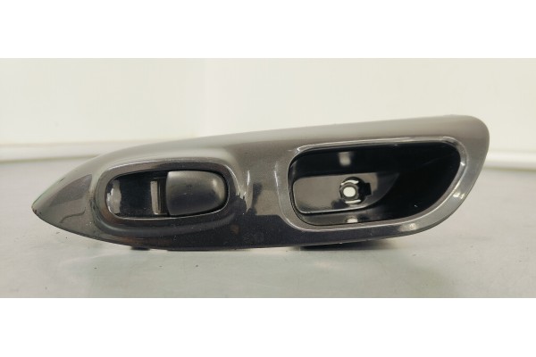 Recambio de mando elevalunas trasero izquierdo para nissan juke (f15) 1.2 i turbo 115 referencia OEM IAM 829611KA2A  