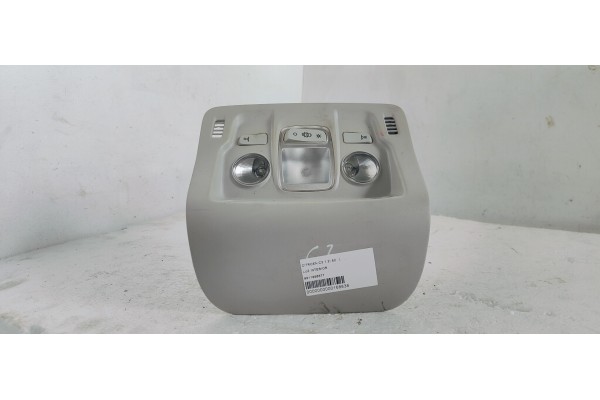 Recambio de luz interior para citroen c3 1.2i 82 referencia OEM IAM 9811856577  