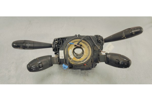 Recambio de mando multifuncion para peugeot 3008 1.6 hdi 110 fap referencia OEM IAM 96663614XT  