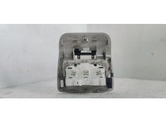 Recambio de luz interior para citroen c3 1.2i 82 referencia OEM IAM 9811856577  