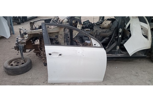 Recambio de puerta delantera derecha para peugeot 308 1.6hdi 92 fap referencia OEM IAM   