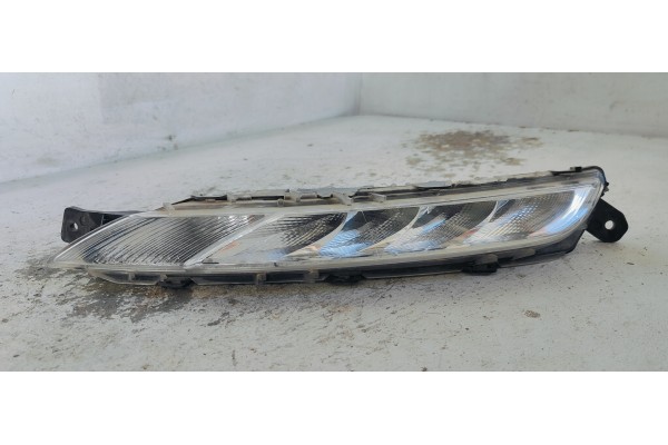 Recambio de piloto delantero izquierdo para citroen c4 picasso 1.6hdi 120 fap referencia OEM IAM 9676036380  