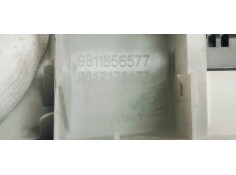 Recambio de luz interior para citroen c3 1.2i 82 referencia OEM IAM 9811856577  