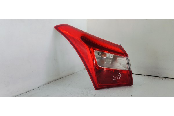 Recambio de piloto trasero izquierdo para hyundai i30 (gd) 1.4crdi 90 fap referencia OEM IAM 92401A50  