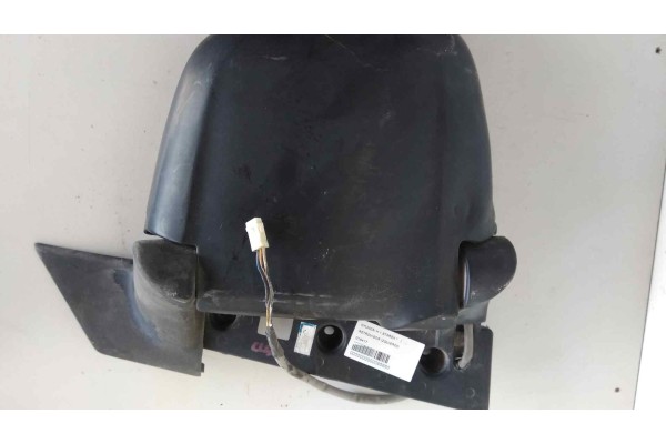 Recambio de retrovisor izquierdo para hyundai h 1 starex 2.5 diesel referencia OEM IAM 015417  