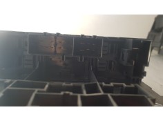 Recambio de caja reles / fusibles para volkswagen golf v berlina (1k1) conceptline (e) referencia OEM IAM 3C0937049AJ  