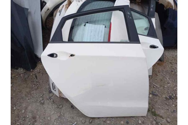 Recambio de puerta trasera derecha para hyundai i30 (gd) 1.4crdi 90 fap referencia OEM IAM   