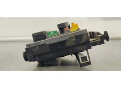 Recambio de caja reles / fusibles para peugeot 3008 1.6 hdi 110 fap referencia OEM IAM 9667044980  