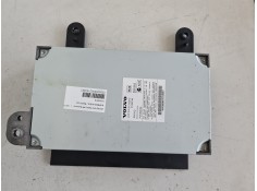 Recambio de sistema audio / radio cd para volvo v70 familiar summum referencia OEM IAM 31310010 31282144 031510