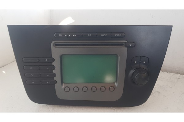 Recambio de sistema audio / radio cd para seat toledo (5p2) 1.9tdi 105 referencia OEM IAM   