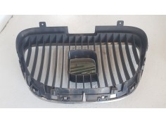 Recambio de rejilla delantera para seat toledo (5p2) 1.9tdi 105 referencia OEM IAM 5P0853654  