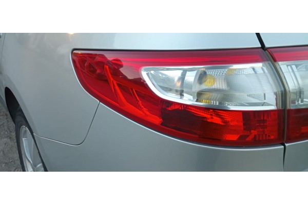 Recambio de piloto trasero izquierdo para renault fluence dynamique referencia OEM IAM   